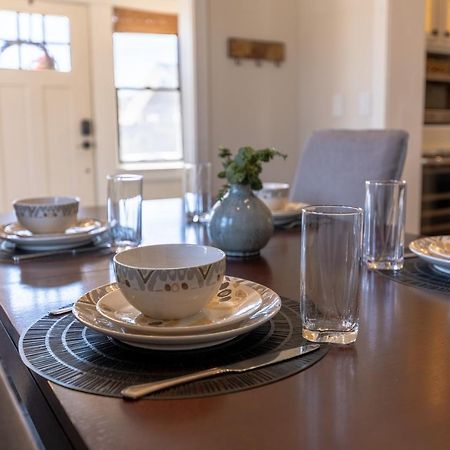 Luxury Home W/ Private Patio Mins Away From Dt Rc Рапид Сити Екстериор снимка
